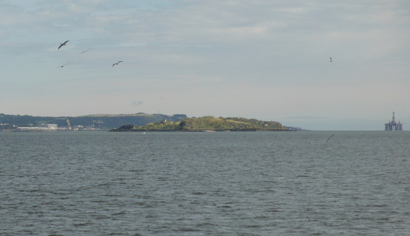  approaching Inchcolm 